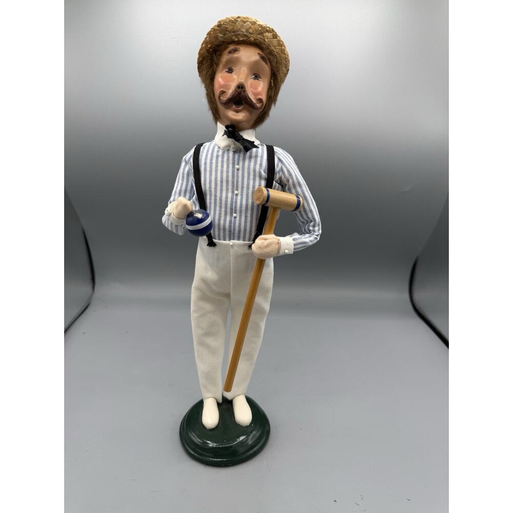 Byers’ Choice Caroler Croquet Player Man w/ Mallet Straw Hat 13” 1999
